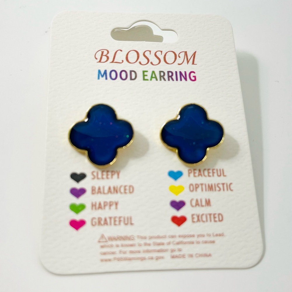 MOOD QUATREFOIL STUD EARRINGS NWT